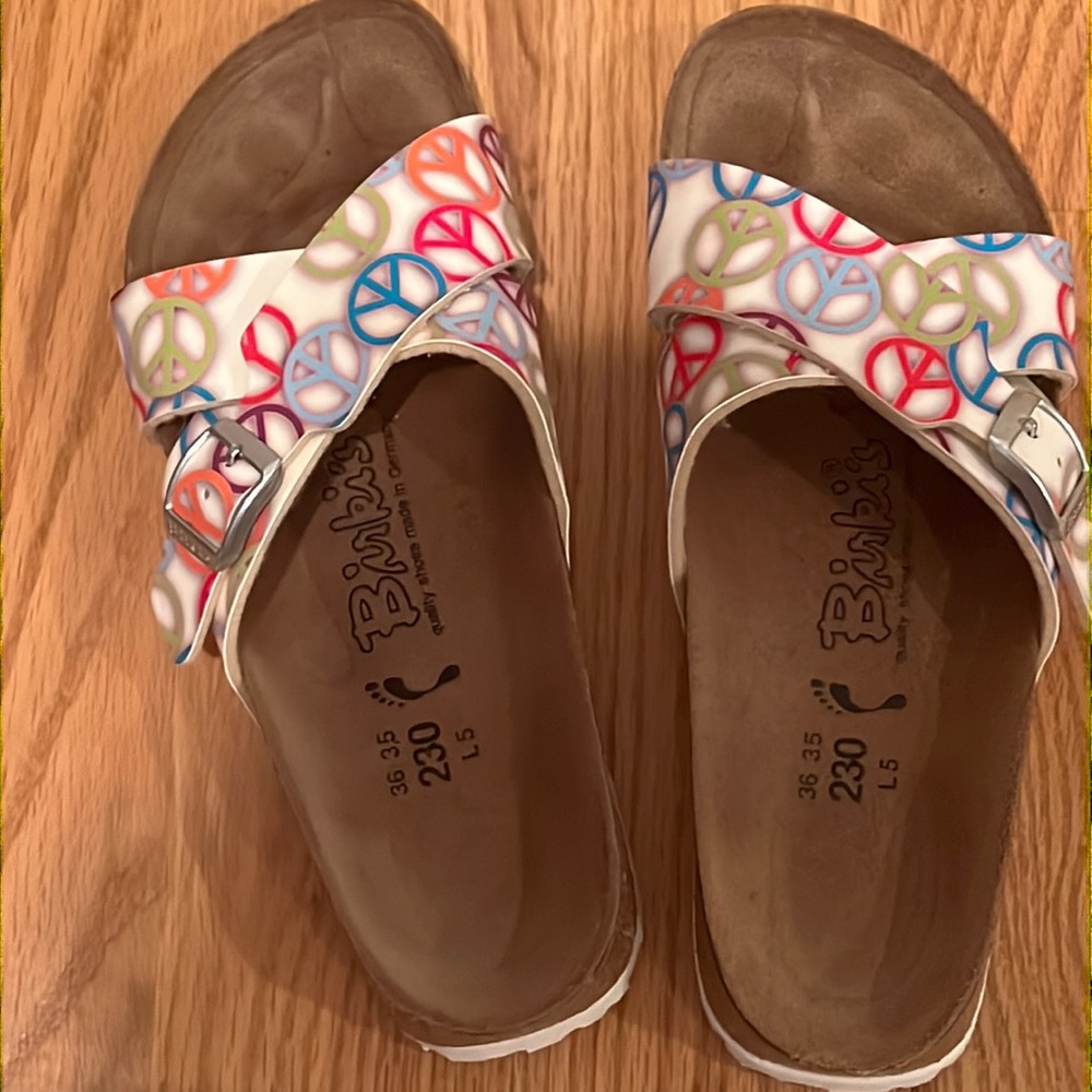 Brik Sandals